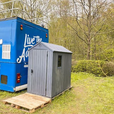 Hotel Delightful 2 Bed Double Decker Bus With Hot Tub à Uckfield Extérieur photo